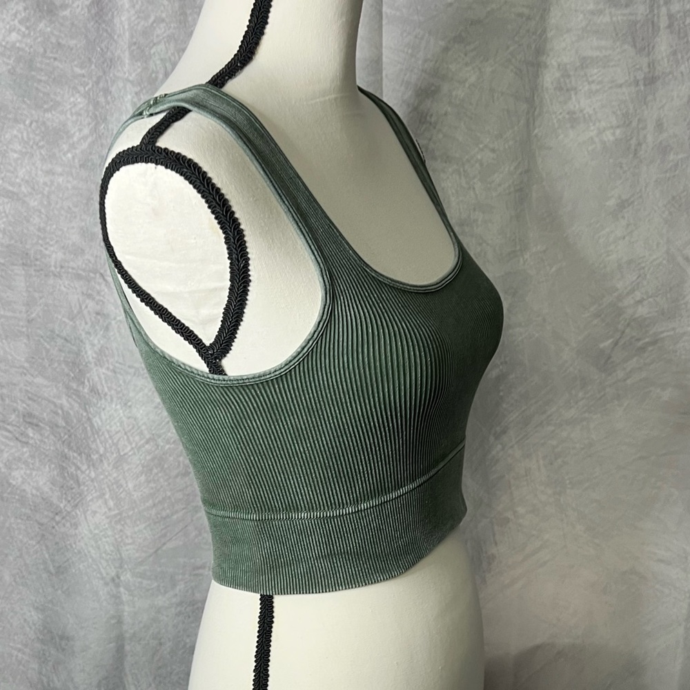 Zenana Green Ribbed Crop Top - S/M - Picture 4 of 9
